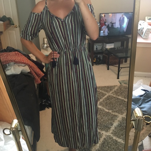 Cold shoulder colorful maxi - Picture 2 of 5